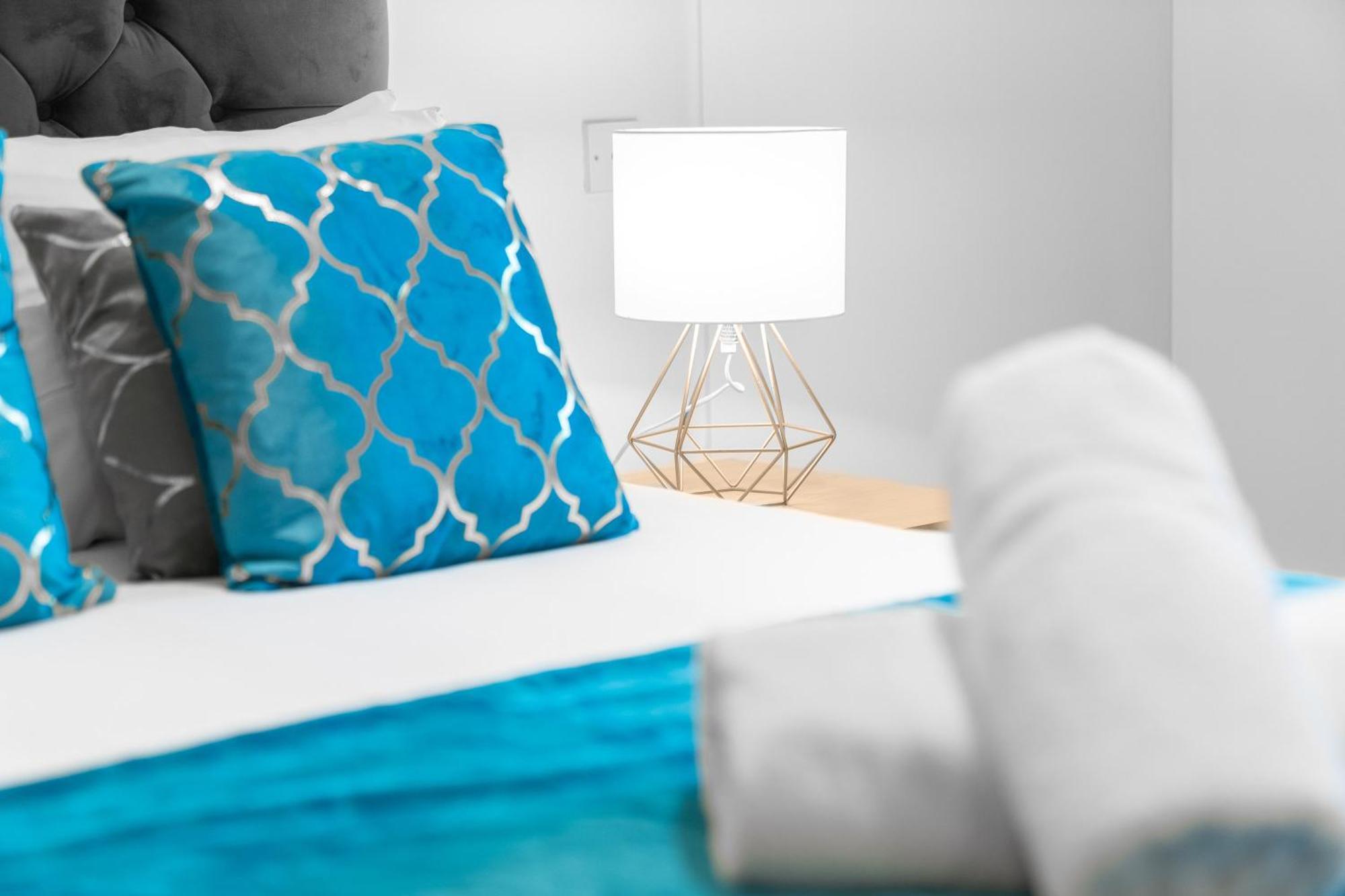 City Centre Apartment - 2 Bedroom - Secure Parking - Top Rated - 201M Birmingham Eksteriør billede