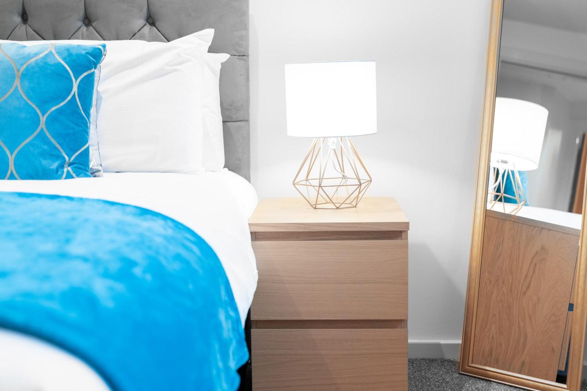 City Centre Apartment - 2 Bedroom - Secure Parking - Top Rated - 201M Birmingham Eksteriør billede